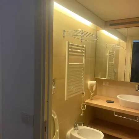 Cosy Piscine Bord De